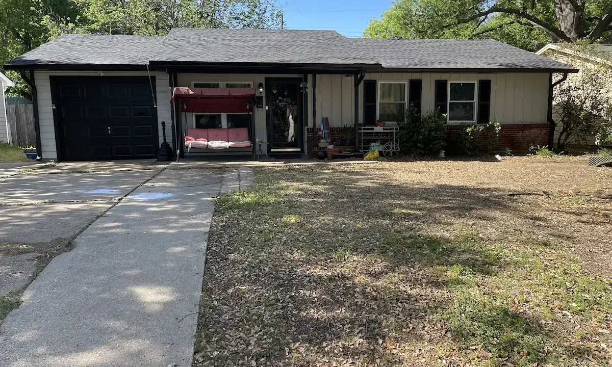 Roof Inspection crew at work on a residential roof in Atlanta